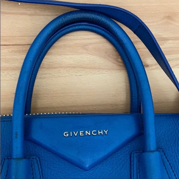 GIVENCHY ANTIGONA - Picture 4 of 4